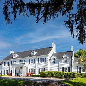 Baywood Conference And Lodging Center